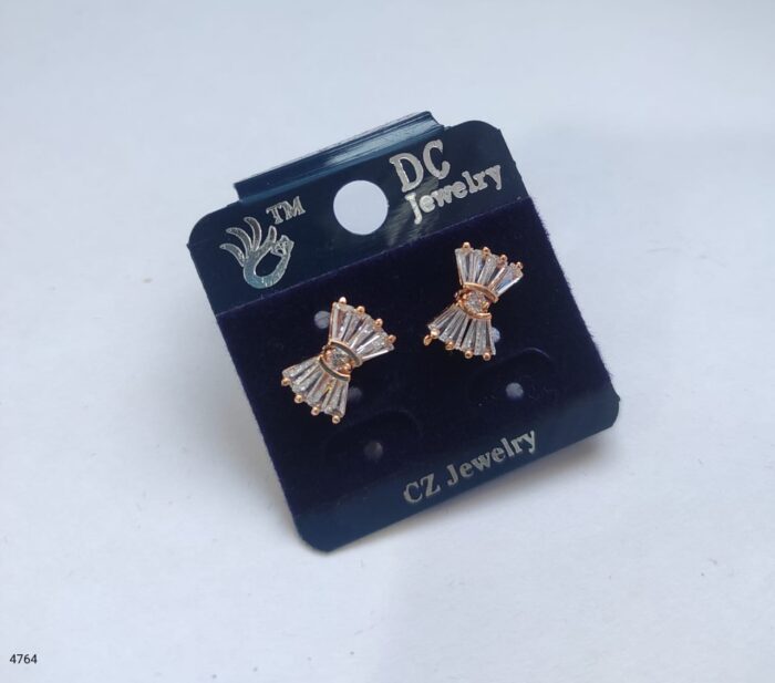 Classy Minimalist Stud Earrings