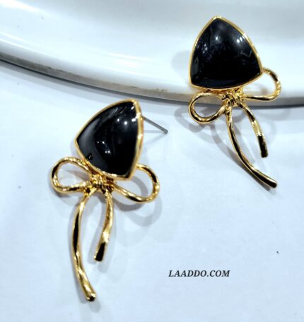 Black Crystal Stud Earrings Floral Shaped Gold Plated Fashion Studs for Women