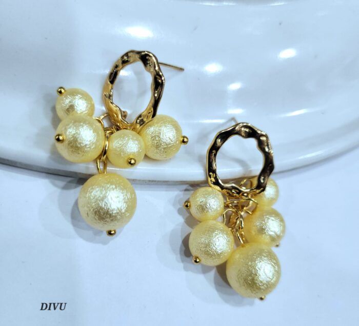 Kanaki's Stylish Trendy Korean Lightweight Zircon, Crystal Alloy Drops & Danglers