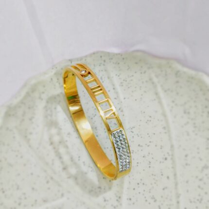 Sleek Twist Gold Plated Bracelet