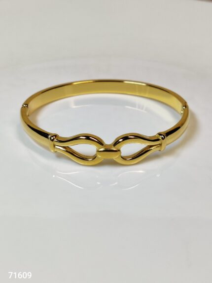 Sleek Twist Gold Plated Bracelet