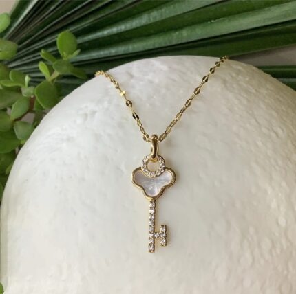 Anti-Tarnish Stainless Steel neck chain