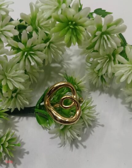 Gentle Spiral Ring