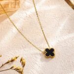 Black clover chain