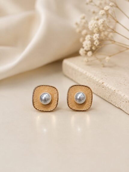 Pearl Beige Square Stud Earrings