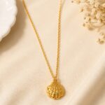 ✨ Golden Seashell Pendant Necklace ✨