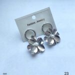earring 23