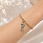 ✨ Elegant Turquoise Seahorse Charm Bracelet – Gold-Plated Minimalist Wrist Bracelet for Women 💙🌊💛