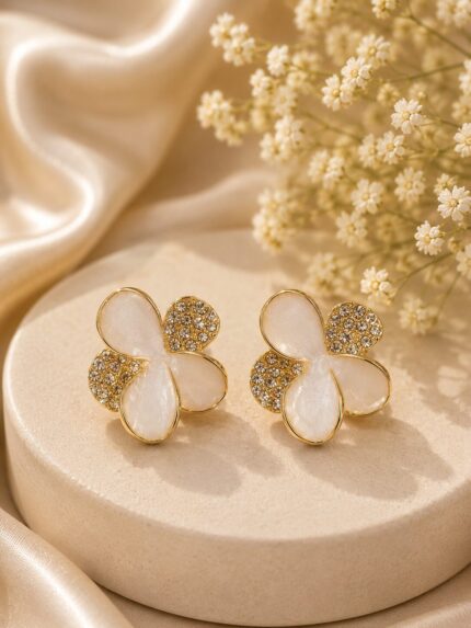 ✨ Elegant White Floral Crystal Stud Earrings | Korean Style Gold-Plated Flower Earrings