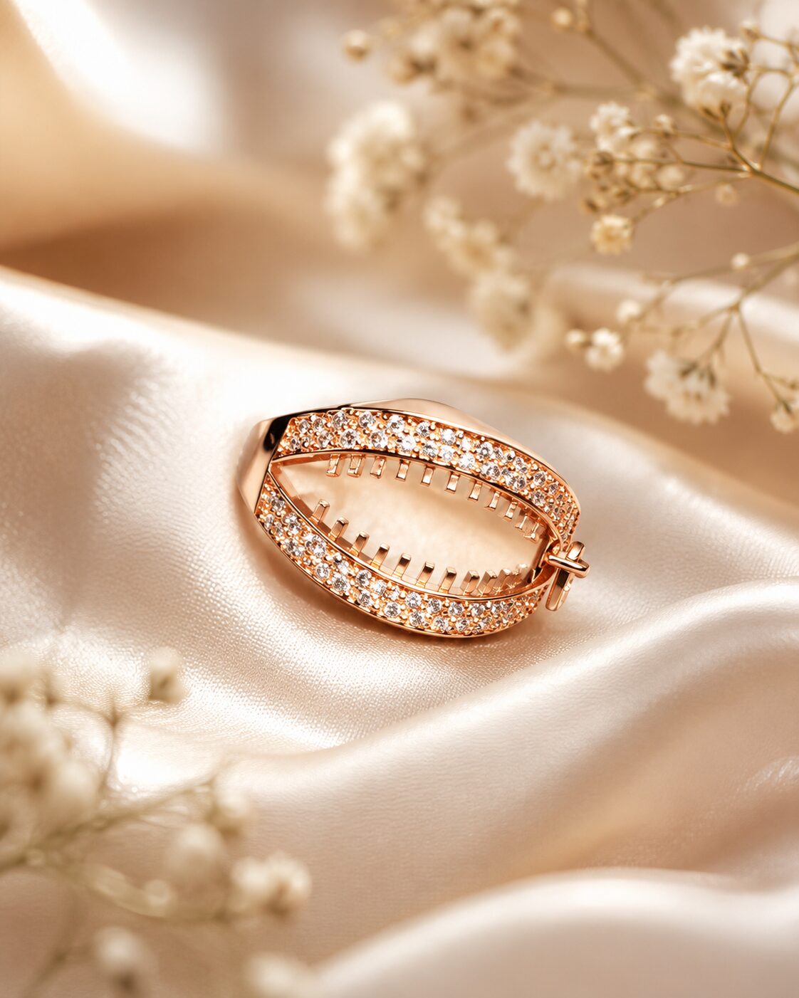 2026/07/17009.jpg Rose Gold Crystal Claw Ring - Image 1