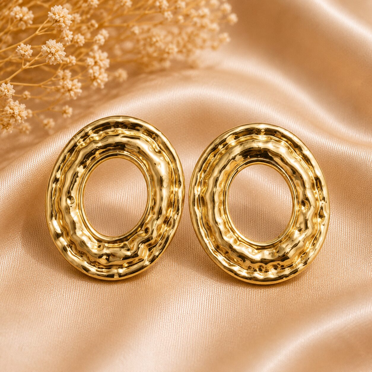 2026/07/17632.jpg Gold-Tone Hammered Oval Statement Earrings - Image 1