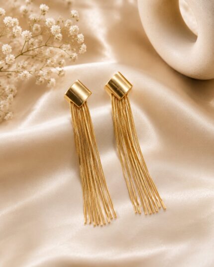 LONG GOLDEN TESSEL EARRINGS