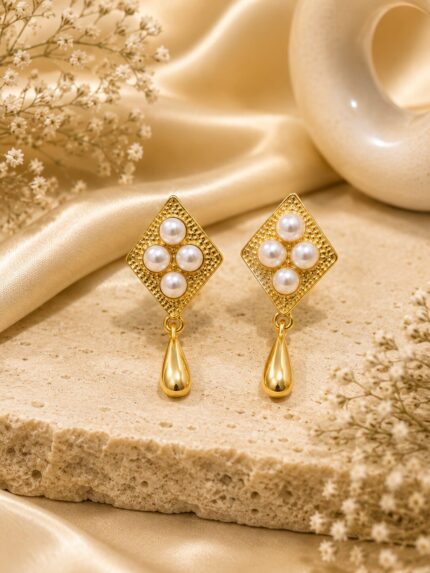 PEARKS TESEL EARRINGS