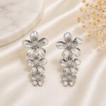 SILVER FLOWER EARRINGS
