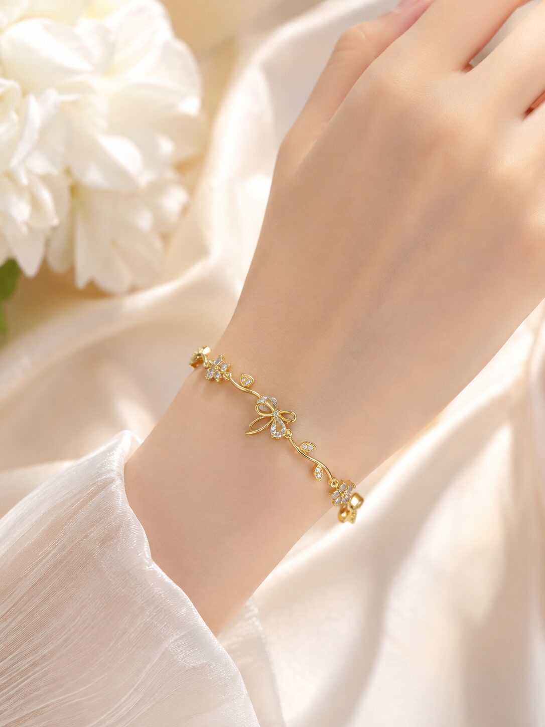 2026/08/1001772333-1.jpg Elegant Gold Floral Vine Bracelet ✨ - Image 1