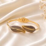 Elegant Golden Feather Cuff Bracelet0
