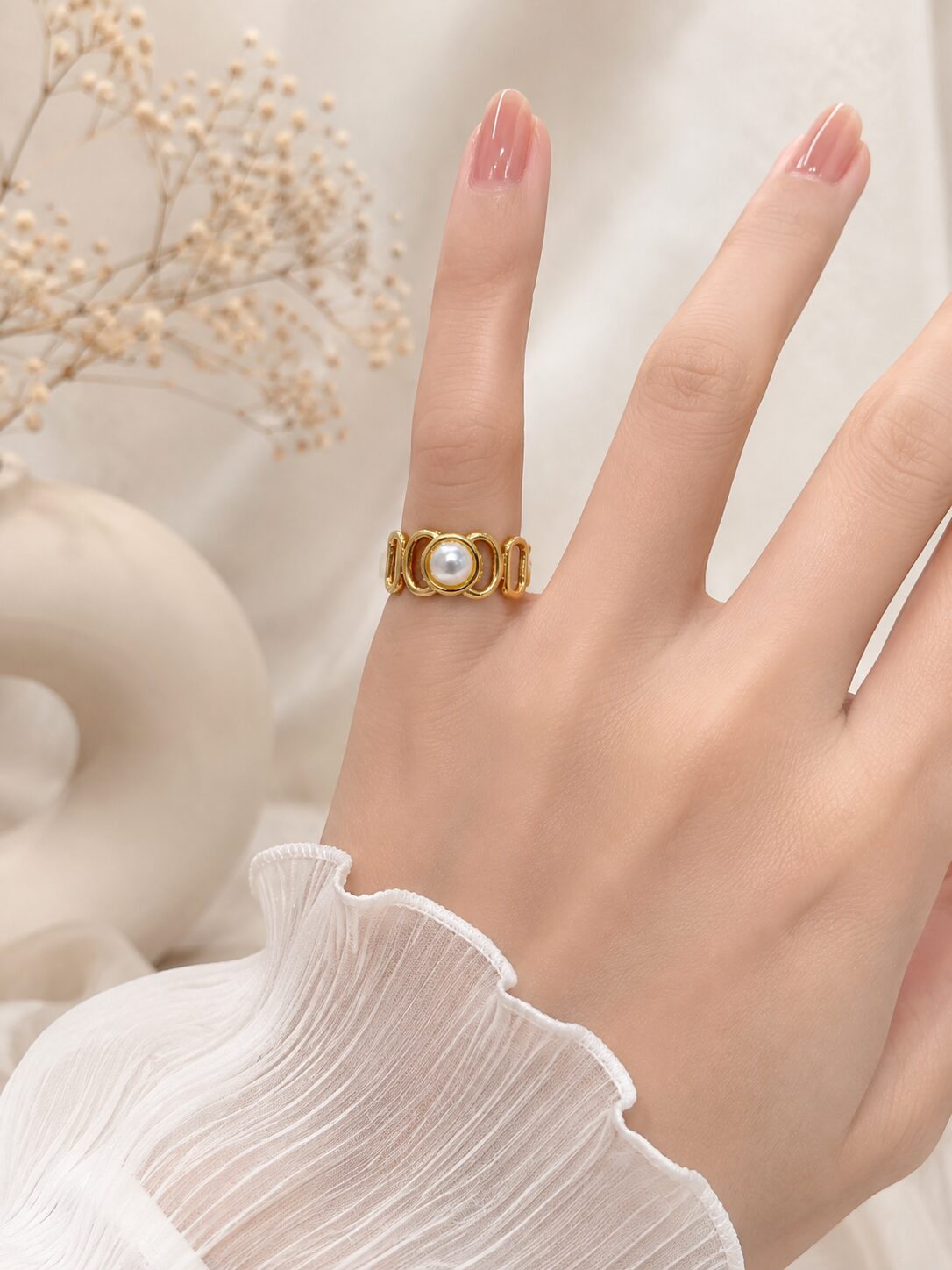 2026/08/1001775090.jpg Pearl Luxe Gold Ring - Image 1