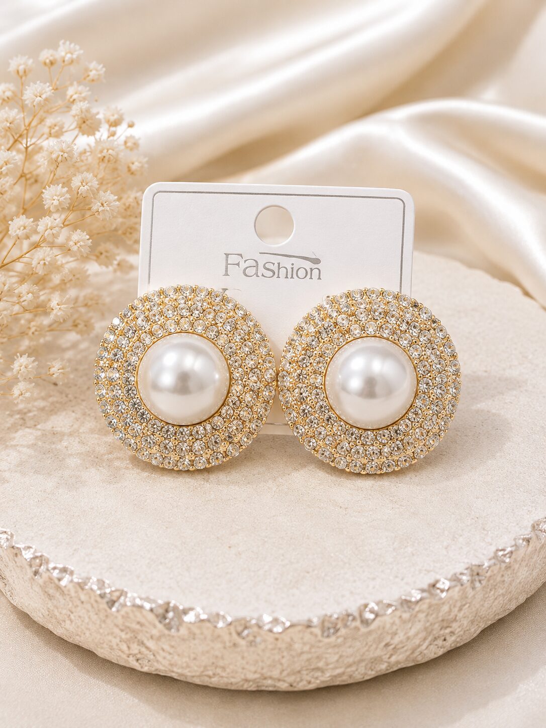 2026/08/1001777451.jpg Pearl & Crystal Round Stud Earrings - Image 1