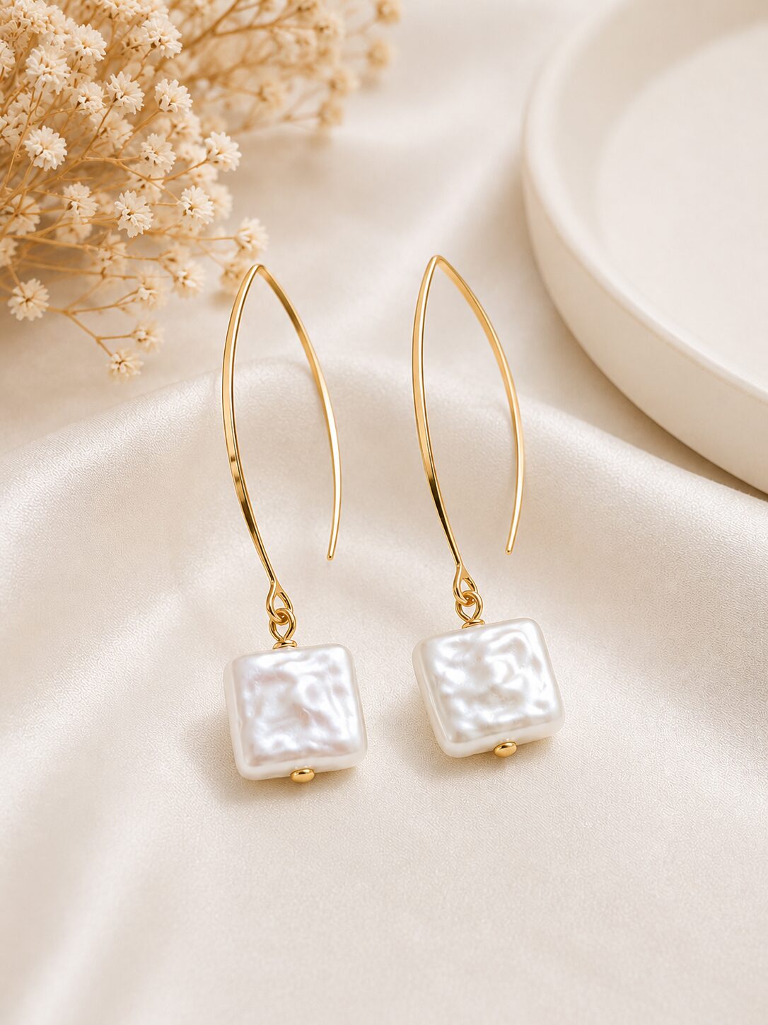 2026/08/1001777728.jpg Gold Square Pearl Long Drop Earrings - Image 1