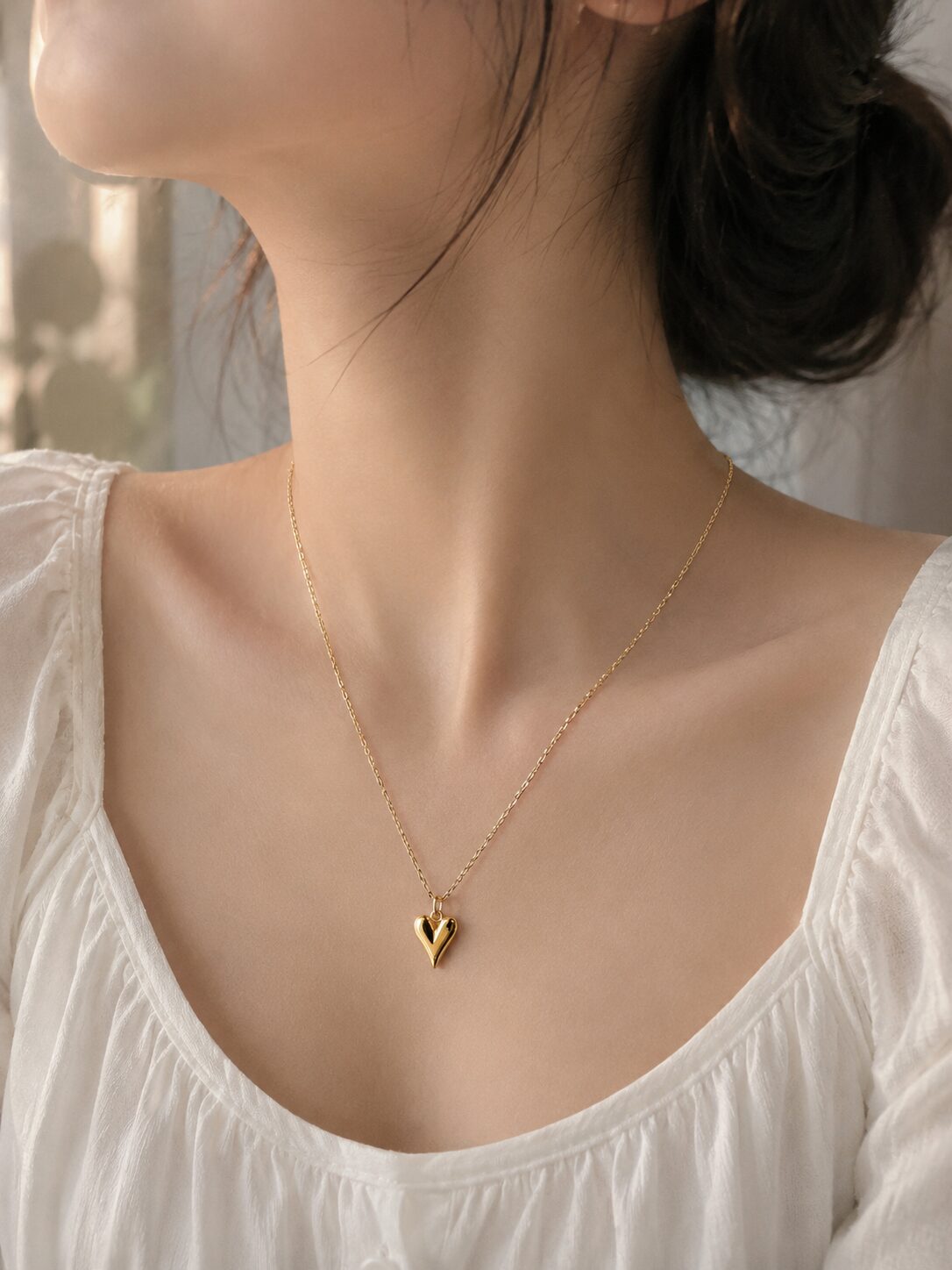 2026/08/1001780926.jpg Golden Heart Pendant Necklace – Elegant Everyday Jewelry - Image 1