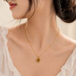 Gold Clover Pendant Necklace Set