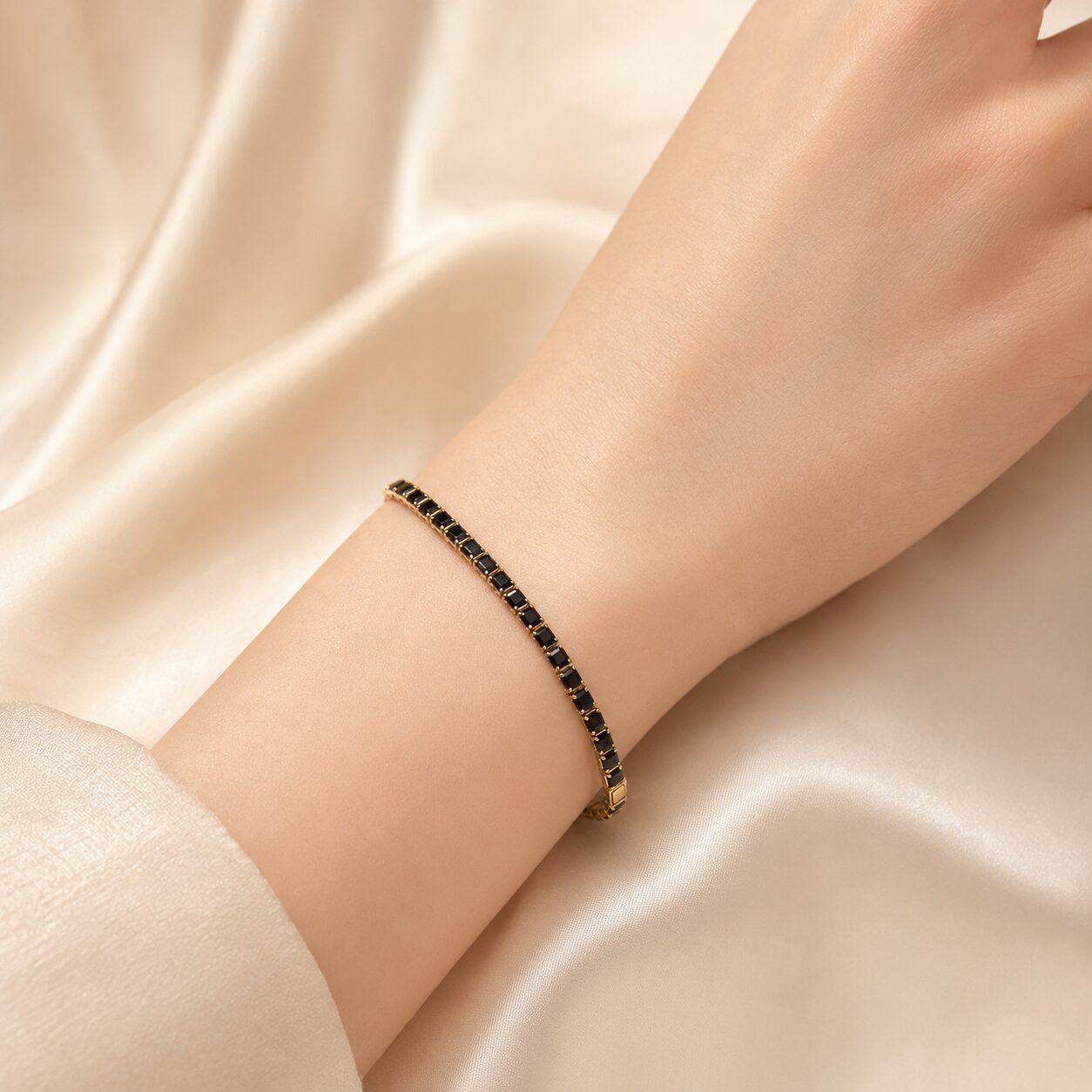 2026/08/18393.jpg Black Crystal Tennis Bracelet for Women - Image 1