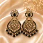 LEAF BLACK EARINGS