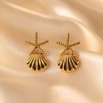 Premium starfish-and-shell