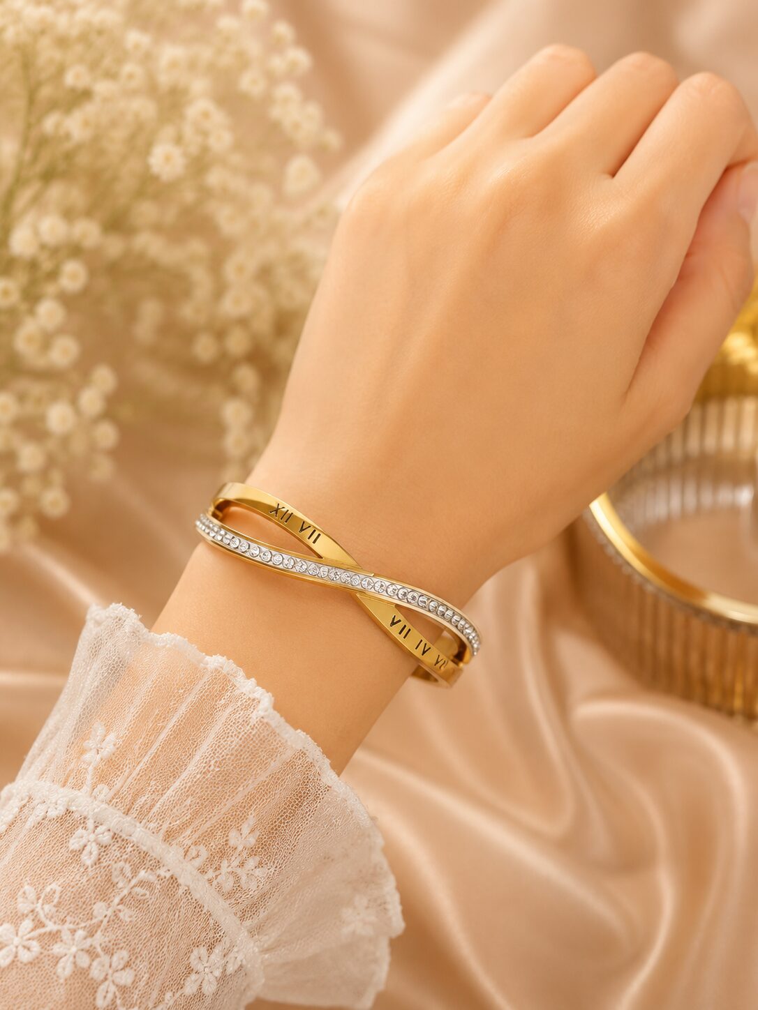 2026/09/1001782829.jpg Elegant Gold Roman Numeral Crystal Bracelet - Image 1