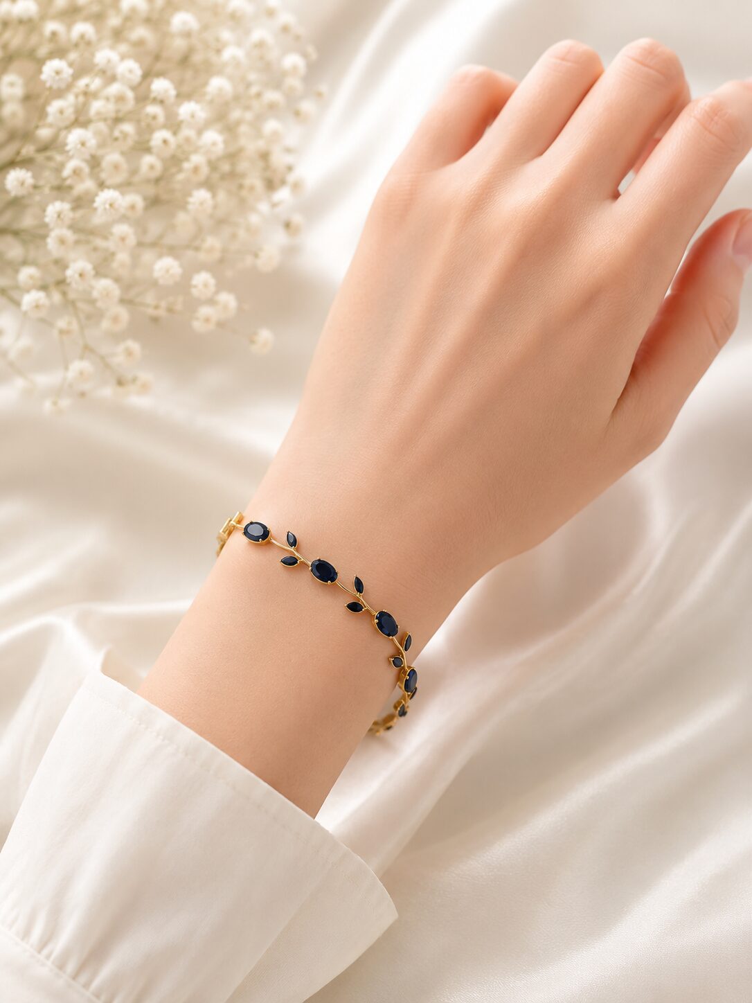 2026/09/1001782879.jpg Elegant Black & Gold Vine Bracelet - Image 1