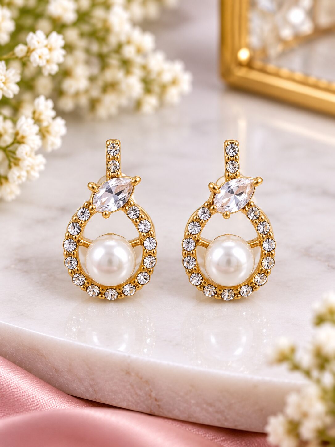 2026/09/1001785267.jpg Elegant Gold Crystal Pearl Drop Earrings - Image 1