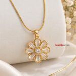 Elegant Crystal Flower Pendant Necklace | Korean-Inspired Gold Finish