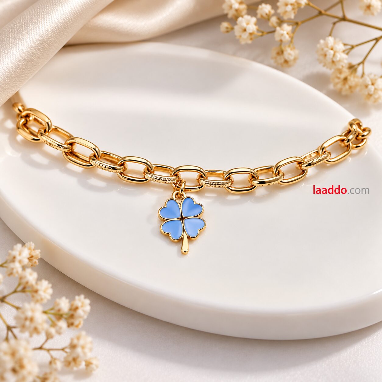 2026/09/1001792089.jpg Elegant Blue Clover Charm Link Bracelet – Korean Style Fashion Jewellery - Image 1