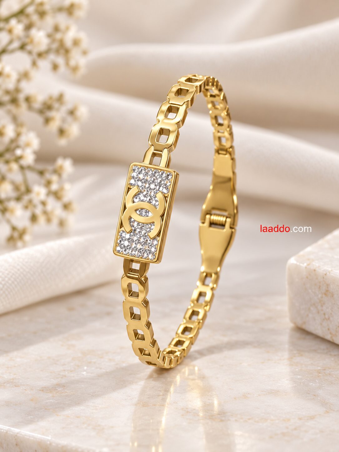 2026/09/1001793393.jpg Elegant Crystal Link Gold Bracelet with Designer Charm - Image 1