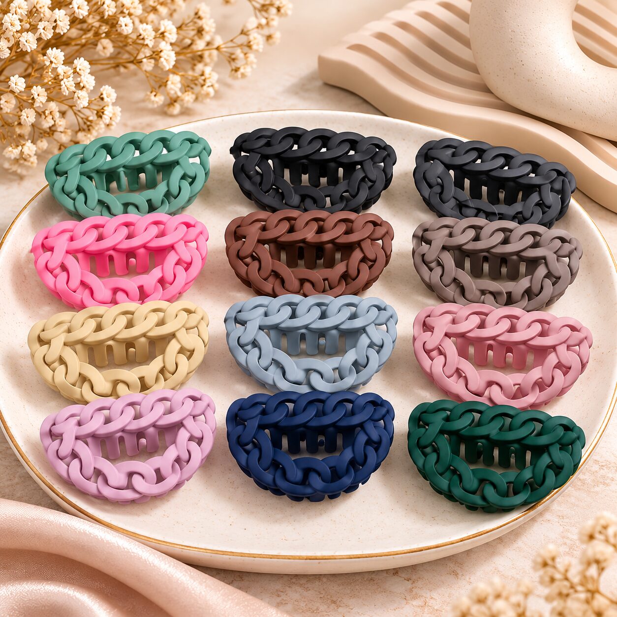2026/09/1001796370.jpg Korean Matte Chain Link Hair Claw Clip | Trendy Hair Accessories - Image 1