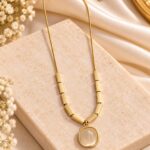 Premium Gold Geometric Bar Necklace with Elegant Round Pendant – Stylish Anti-Tarnish Necklace