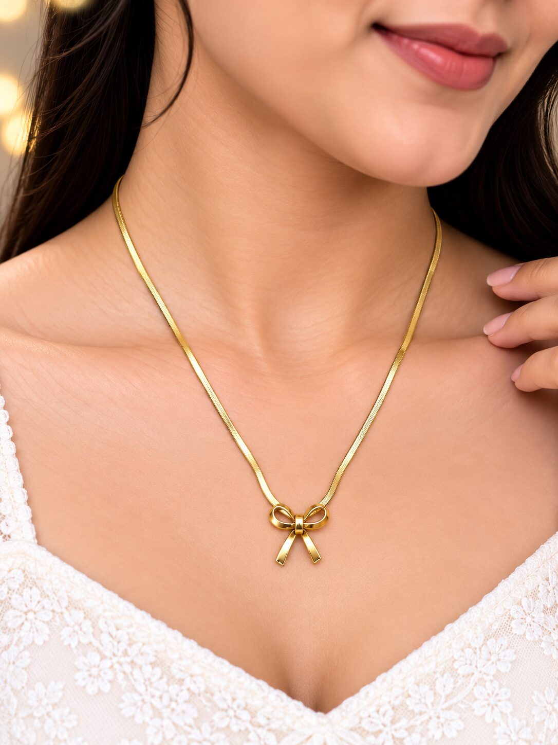 2026/09/1003580159.jpg Elegant Golden Bow Necklace - Image 1