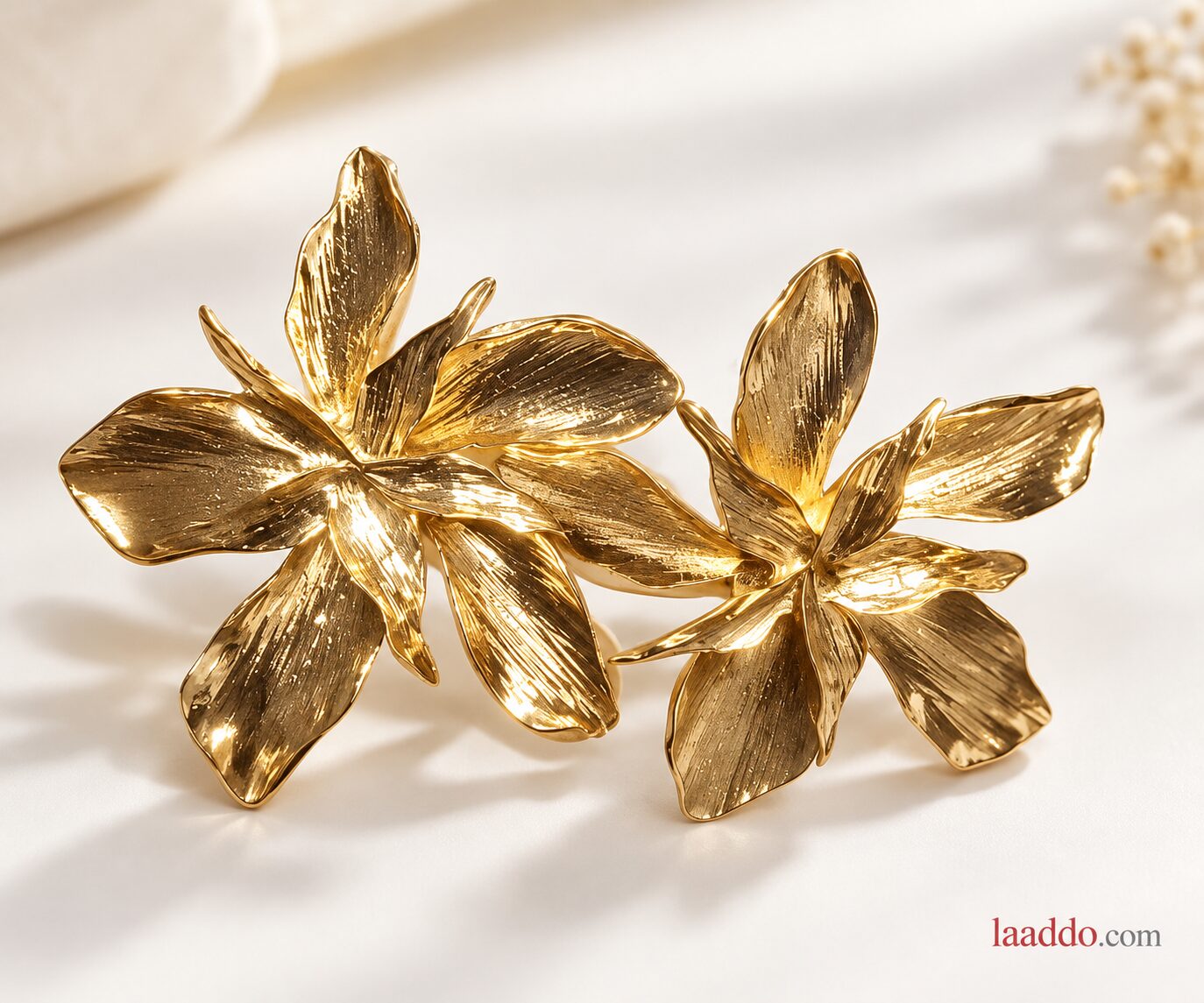 2026/09/1003581790.jpg Gold Floral Statement Earrings – Korean Inspired Premium Design - Image 1