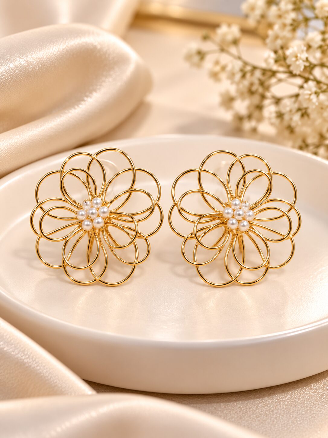 2026/10/1001800581.jpg Elegant Golden Floral Pearl Statement Earrings - Image 1