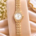 Luxury Gold-Tone White Dial Crystal Watch – Elegant Women’s Rhinestone Wristwatch