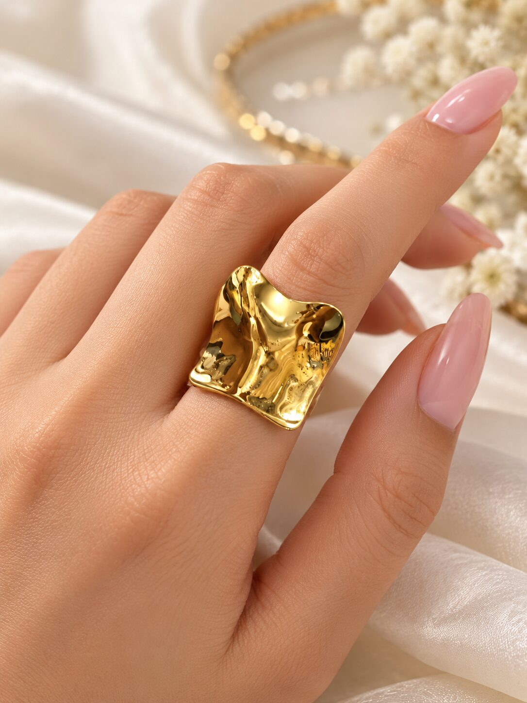 2026/10/1001802312.jpg Elegant Korean-Inspired Anti-Tarnish Jewellery – Premium Trendy Design - Image 1