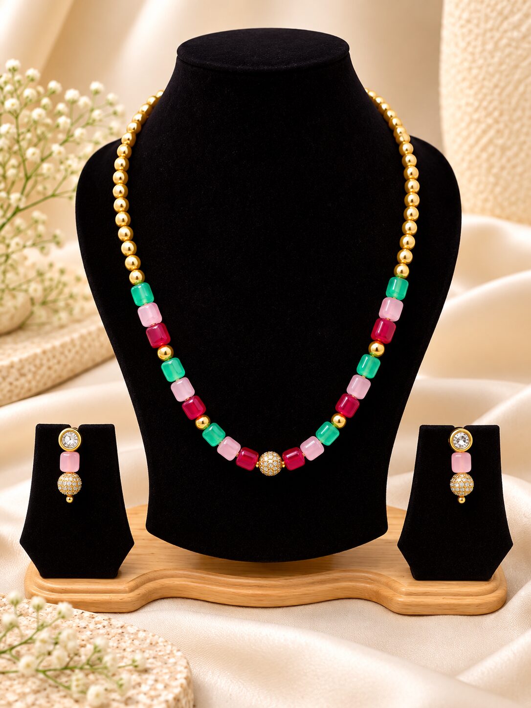 2026/10/1001802899.jpg Multicolor Beaded Gold Necklace & Matching Earrings Set - Image 1