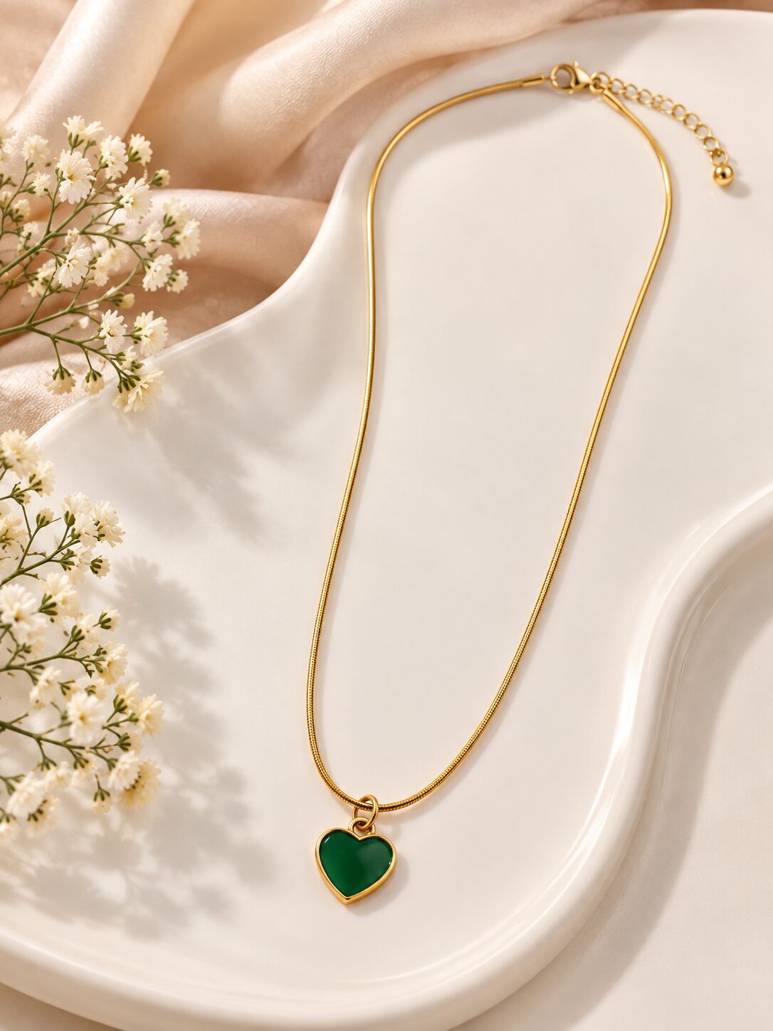 2026/10/1003582375.jpg Green Heart Pendant Anti-Tarnish Necklace | Korean Style Stainless Steel Jewellery - Image 1