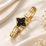 Luxury Golden Square Dial Bracelet Watch for Women with Black Dial