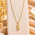 Elegant Gold-Plated S-Shaped Rhinestone Pendant Necklace for Women